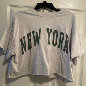 John Galt “New York” Cropped Comfy Gray Shirt